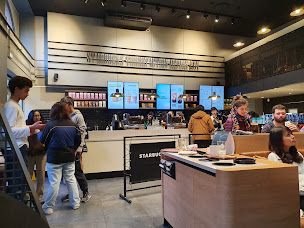Photo n°10 de Starbucks Coffee Roosevelt à Toulouse ()