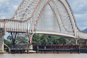 Tayan Kapuas Bridge image