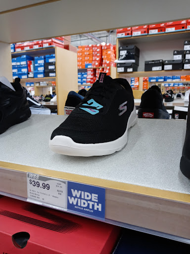 Shoe Store «WSS», reviews and photos, 1125 N Mt Vernon Ave, Colton, CA 92324, USA