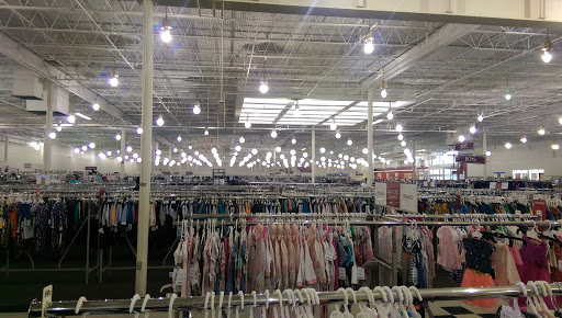 Shopping Mall «Dutch Square Mall», reviews and photos, 421 Bush River Rd, Columbia, SC 29210, USA