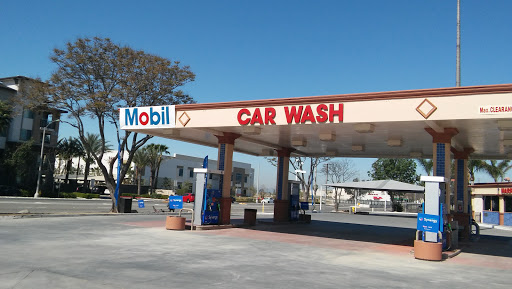 Gas Station «River Road X-press Car Wash», reviews and photos, 199 River Rd, Corona, CA 92880, USA