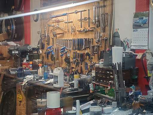 Bicycle Store «Charles A James Bicycle Shop», reviews and photos, 319 N Main Ave, San Antonio, TX 78205, USA