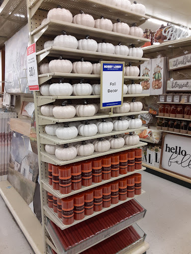 Craft Store «Hobby Lobby», reviews and photos, 8286 Old Troy Pike, Huber Heights, OH 45424, USA