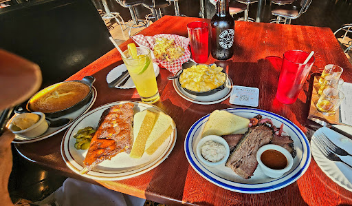 Barbecue Restaurant «Bub City», reviews and photos, 5441 Park Pl, Rosemont, IL 60018, USA