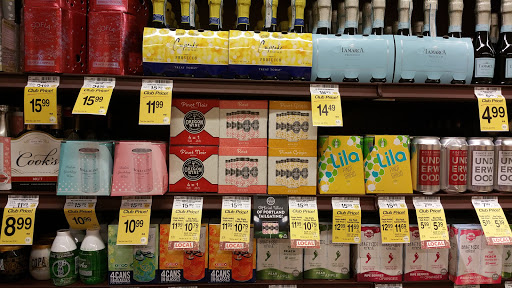 Grocery Store «Safeway», reviews and photos, 12032 SE Sunnyside Rd, Clackamas, OR 97015, USA