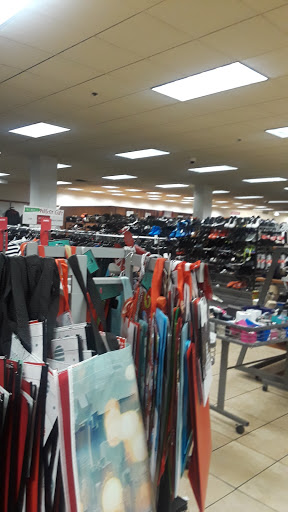 Clothing Store «Burlington Coat Factory», reviews and photos, 3662 W Camp Wisdom Rd, Dallas, TX 75237, USA