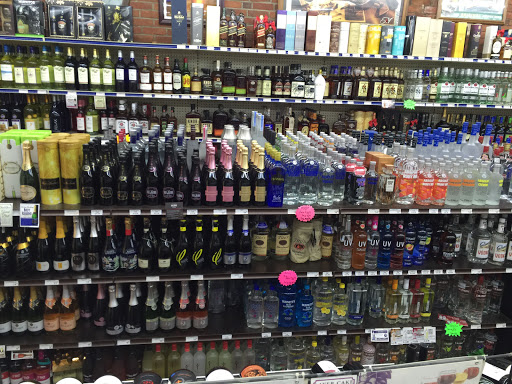 Liquor Store «New Bay View Liquor», reviews and photos, 108 Dorchester St, Boston, MA 02127, USA