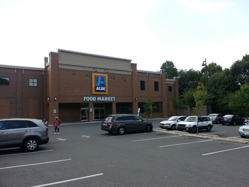 Supermarket «ALDI», reviews and photos, 48 W Baltimore Ave, Lansdowne, PA 19050, USA