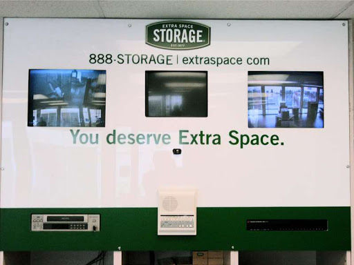 Storage Facility «Extra Space Storage», reviews and photos, 270 W Merrick Rd, Valley Stream, NY 11580, USA