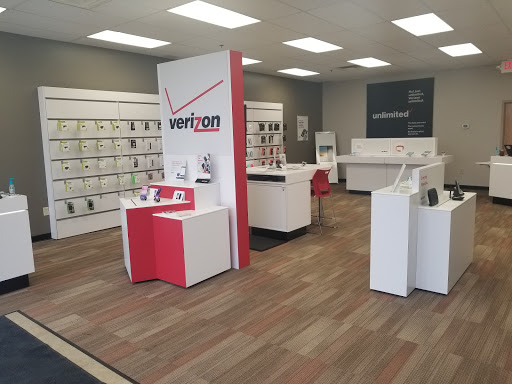 Cell Phone Store «Verizon Premium Wireless Retailer - Wireless Zone - St. Francis, MN», reviews and photos, 23168 St Francis Blvd NW, St Francis, MN 55070, USA