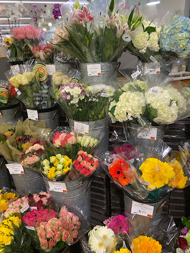 Grocery Store «Whole Foods Market», reviews and photos, Whole Foods Market, 110 Bloomingdale Rd, White Plains, NY 10605, USA