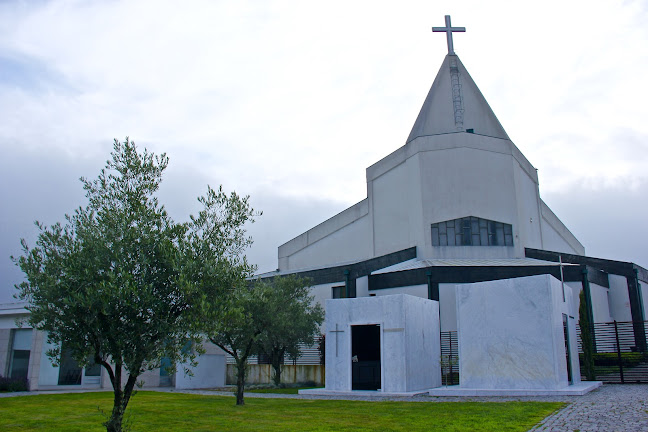 Avaliações doIgreja Paroquial de Brufe em Vila Nova de Famalicão - Igreja