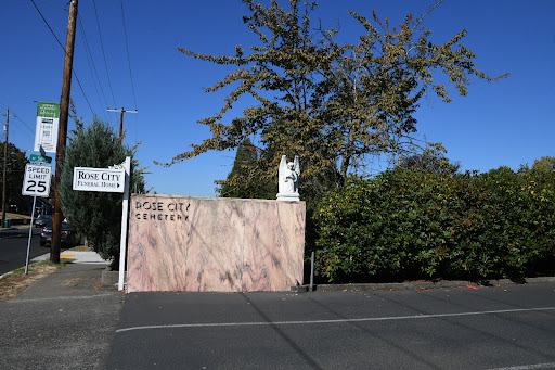 Funeral Home «Rose City Cemetery», reviews and photos, 5625 NE Fremont St, Portland, OR 97213, USA