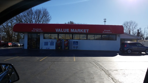 Grocery Store «Mooresville Value Market», reviews and photos, 243 E High St, Mooresville, IN 46158, USA
