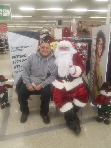 Discount Store «Kmart», reviews and photos, 3443 W Addison St, Chicago, IL 60618, USA