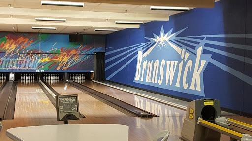 Bowling Alley «Brunswick Zone Foothill Lanes», reviews and photos, 17238 E Foothill Blvd, Fontana, CA 92335, USA