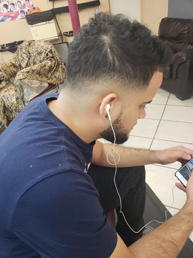 Barber Shop «Antonio Barber Shop», reviews and photos, 384 Bridge St, Lowell, MA 01850, USA