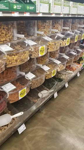 Pet Supply Store «Pet Supplies Plus», reviews and photos, 1970 Portage Trail, Cuyahoga Falls, OH 44223, USA