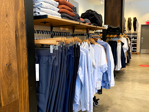 Sportswear Store «lululemon», reviews and photos, 600 S Main St, Greenville, SC 29601, USA