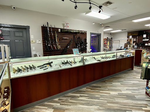 Pawn Shop «Pine Ridge Pawn & Jewelry», reviews and photos, 2033 Pine Ridge Rd #4, Naples, FL 34109, USA