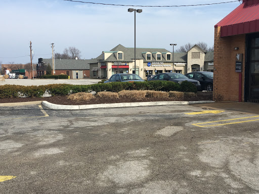 Oil Change Service «Jiffy Lube», reviews and photos, 15849 Manchester Rd, Ellisville, MO 63011, USA