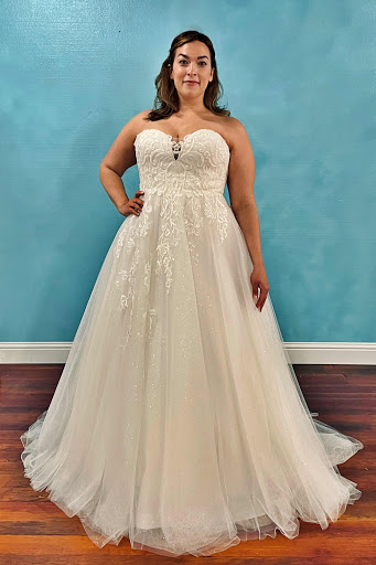 Bridal Shop «Wedding Gallery - Frenchtown», reviews and photos, 801 N 2nd St, St Charles, MO 63301, USA