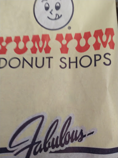 Donut Shop «Yum Yum Donuts», reviews and photos, 6804 De Soto Ave, Canoga Park, CA 91303, USA