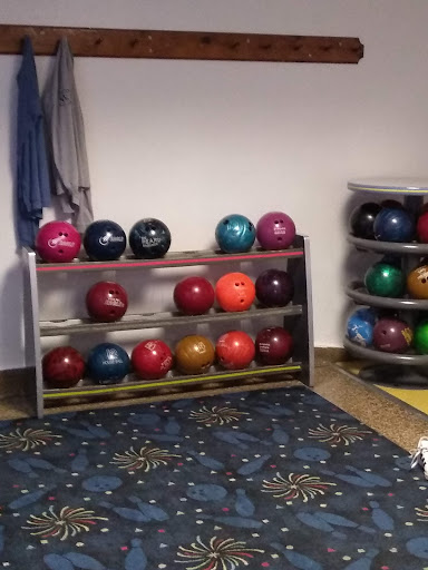 Bowling Alley «Pike Lanes Bowling Inc», reviews and photos, 121 2nd St Pike, Southampton, PA 18966, USA