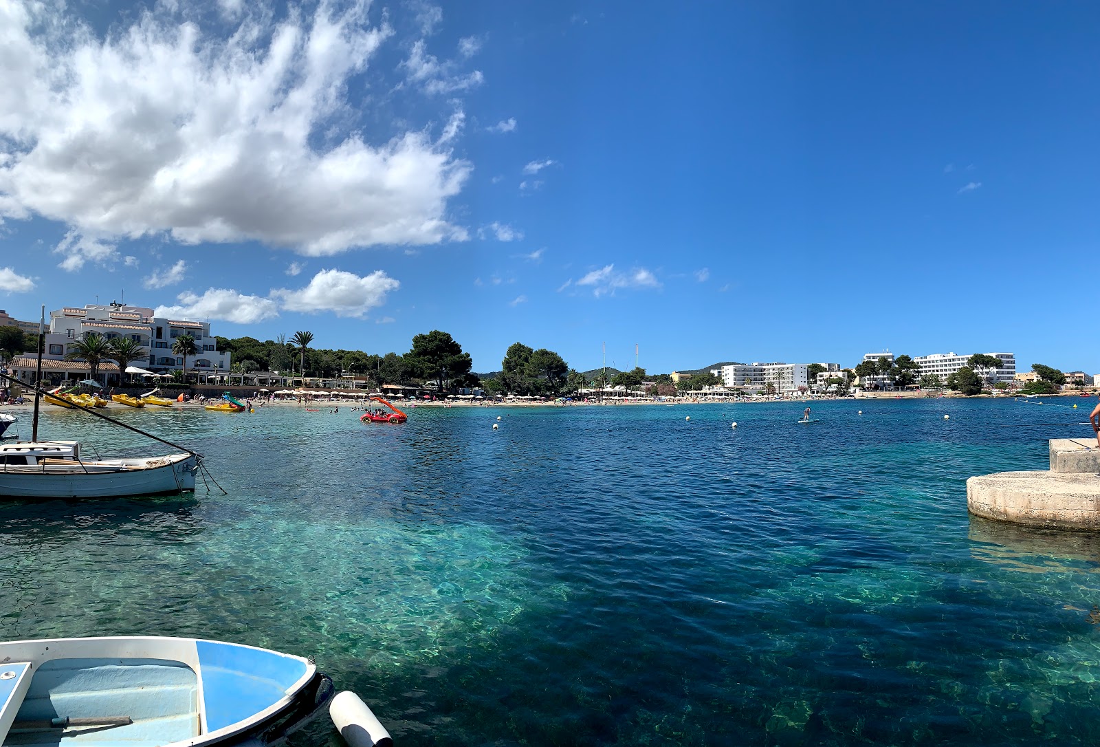 Foto de Platja des Canar con arena fina beige superficie