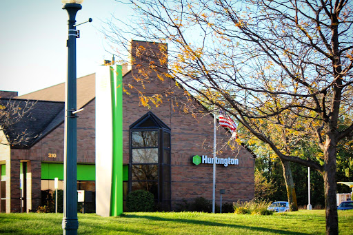 Huntington Bank in Brooklyn, Michigan