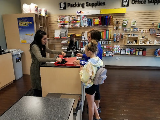 Mailing Service «D & C Mailboxes and More», reviews and photos, 2702 NE 114th Ave #4, Vancouver, WA 98684, USA