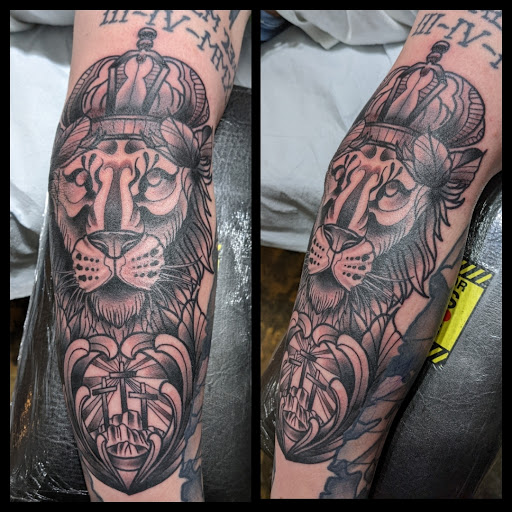 Tattoo Shop «Noble sparrow tattoo», reviews and photos, 4212 N Jackson Hwy, Sheffield, AL 35660, USA