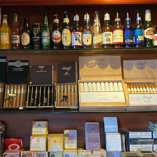 Cigar Shop «Mancave Cigar Lounge», reviews and photos, 2920 E Commercial Blvd, Fort Lauderdale, FL 33308, USA