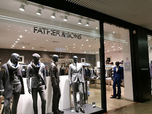 Magasin de vêtements pour hommes FATHER & SONS CAP3000 Saint-Laurent-du-Var