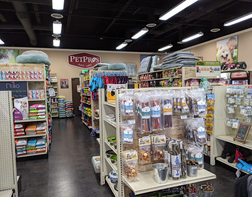 Pet Supply Store «Pet Pros Puyallup», reviews and photos, 5614 176th St E, Puyallup, WA 98375, USA