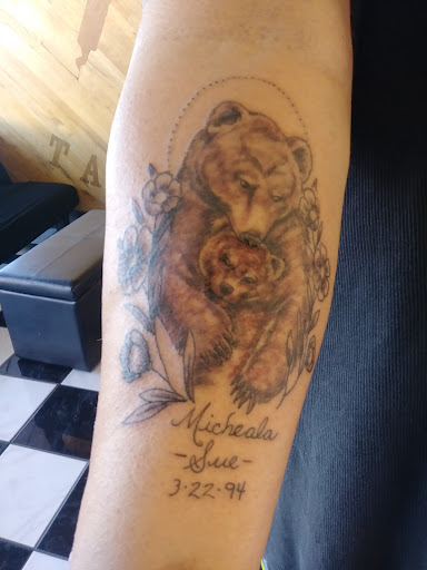 Tattoo Shop «Sketches Tattoo», reviews and photos, 4356 W Olive Ave, Glendale, AZ 85302, USA