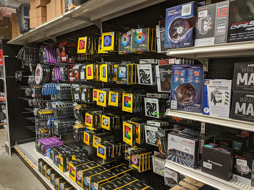Computer accessories store Maryland
