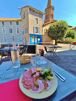 Restaurant des Voyageurs & Hôtel à Saint-Paulien
