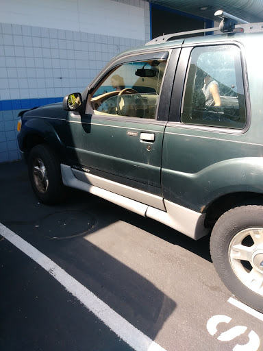 Car Dealer «J&M Automotive Sales and Service LLC», reviews and photos, 756 New Haven Rd, Naugatuck, CT 06770, USA