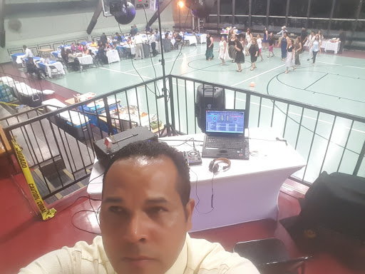 Recreation Center «Meadowbrook Recreation Center», reviews and photos, 1400 Dugan St, Arlington, TX 76010, USA