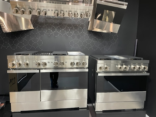 Universal Appliance and Kitchen Center image