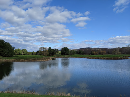 Golf Course «Tunxis Country Club», reviews and photos, 87 Town Farm Rd, Farmington, CT 06032, USA