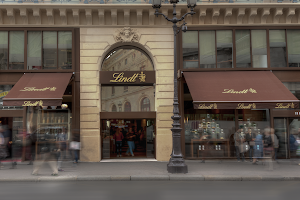 Lindt Shop Paris Opera image