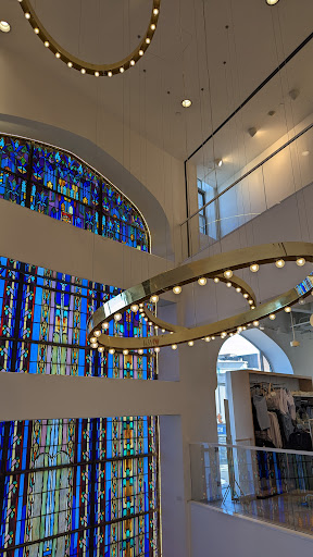 Clothing Store «H&M», reviews and photos, 2 S 69th St, Upper Darby, PA 19082, USA