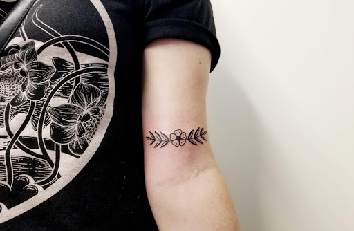 Explore love hurts tattoo ideas, creative tattoo ideas in Sunnyvale, available at Greego tattoo