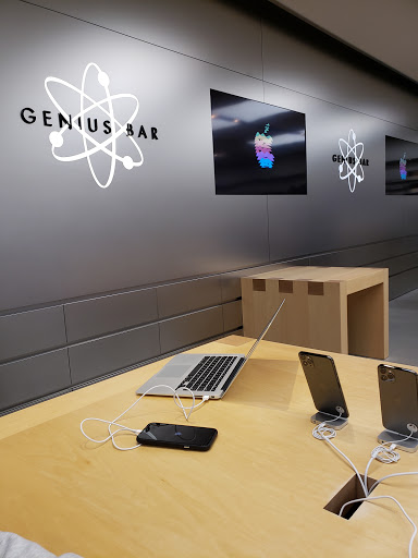 Computer Store «Apple City Creek Center», reviews and photos, 50 Main St, Salt Lake City, UT 84101, USA