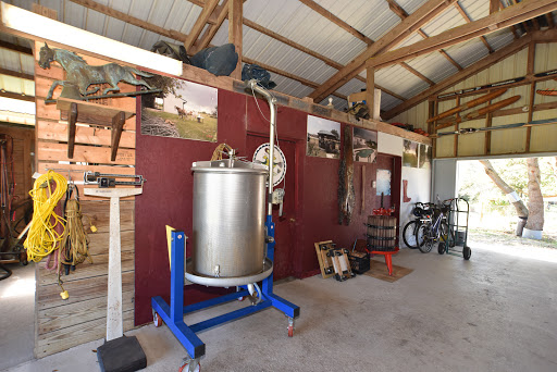 Winery «Hutchinson Farm Winery, LLC», reviews and photos, 8061 Stone Rd, Apopka, FL 32703, USA