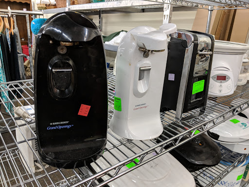 Thrift Store «Waterfront Rescue Mission Thrift Store», reviews and photos, 4376 Gulf Breeze Pkwy, Gulf Breeze, FL 32563, USA