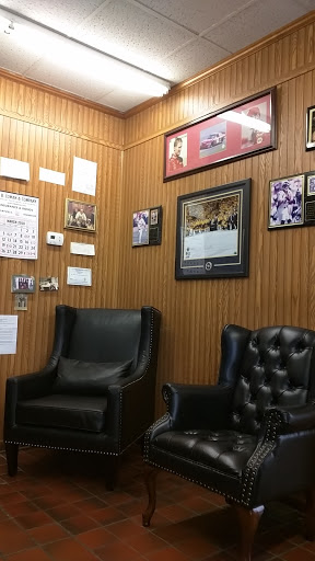 Ernie Cook & Son Motors Sales, 809 N Main St, Shelbyville, TN 37160, USA, 