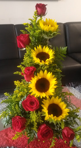 Florist «Bajuel Flowers», reviews and photos, 1264 E 4th Ave, Hialeah, FL 33010, USA